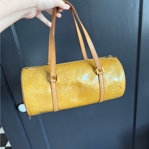 Louis Vuitton Yellow Perle Monogram Vernis Bedford Bag - Picture 4 of 9